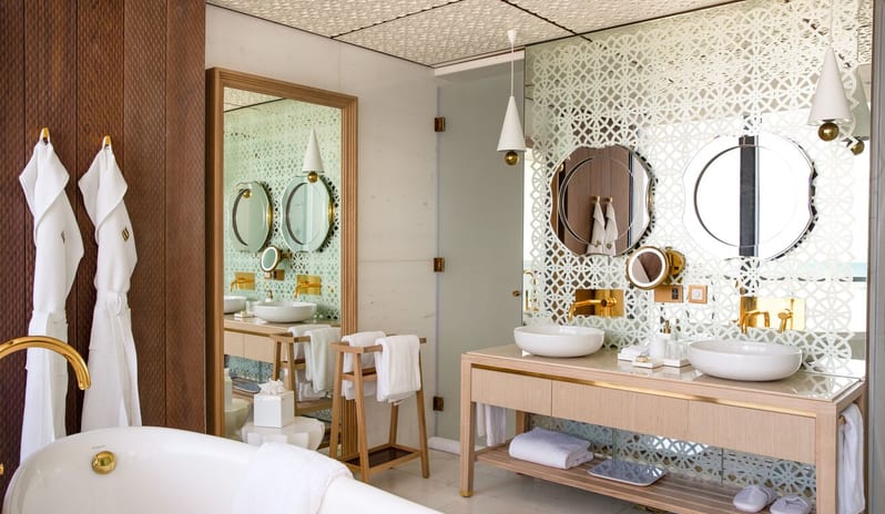 Low_resolution_72dpi-Jumeirah at Saadiyat Island Resort - Abu Dhabi Suite - Bathroom-1